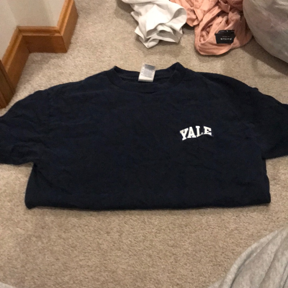 yale tee